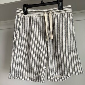 Zara Bermuda Textured Striped Knit Shorts Size Medium